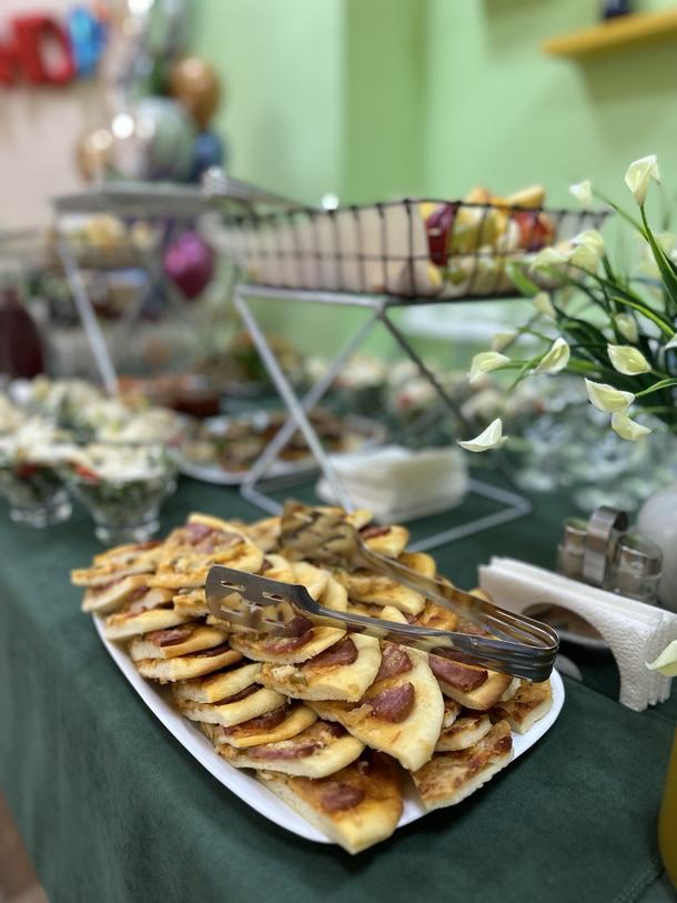 Мини - пицца мясная