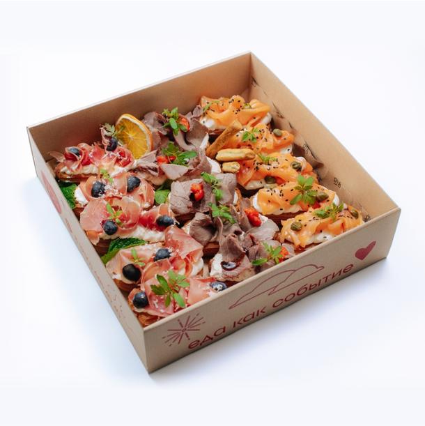 Бокс эклерный холодная закуска М (15 шт)