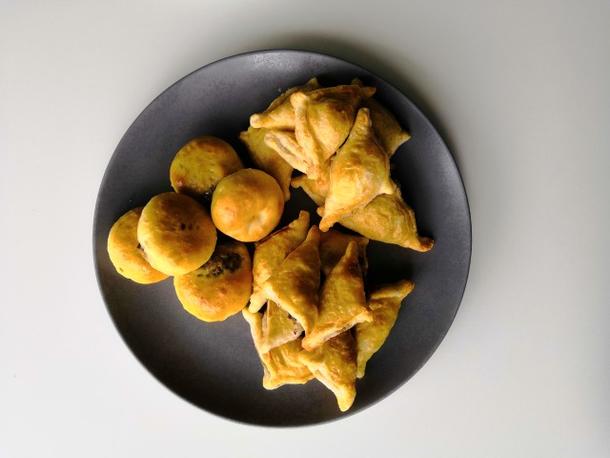 Пирожок с яблоком и корицей Пирожок с яблоком и корицей