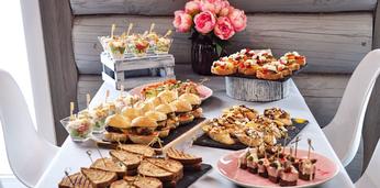 Фуршетное меню с бургерами на 15 персон