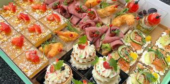 Новогодний фуршет в офис на 10 персон